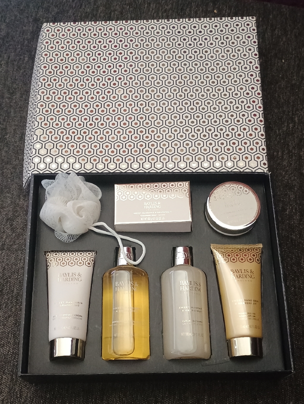 Baylis & Harding Sweet Mandarin & Grapefruit Women’s Body Wash Gift Set